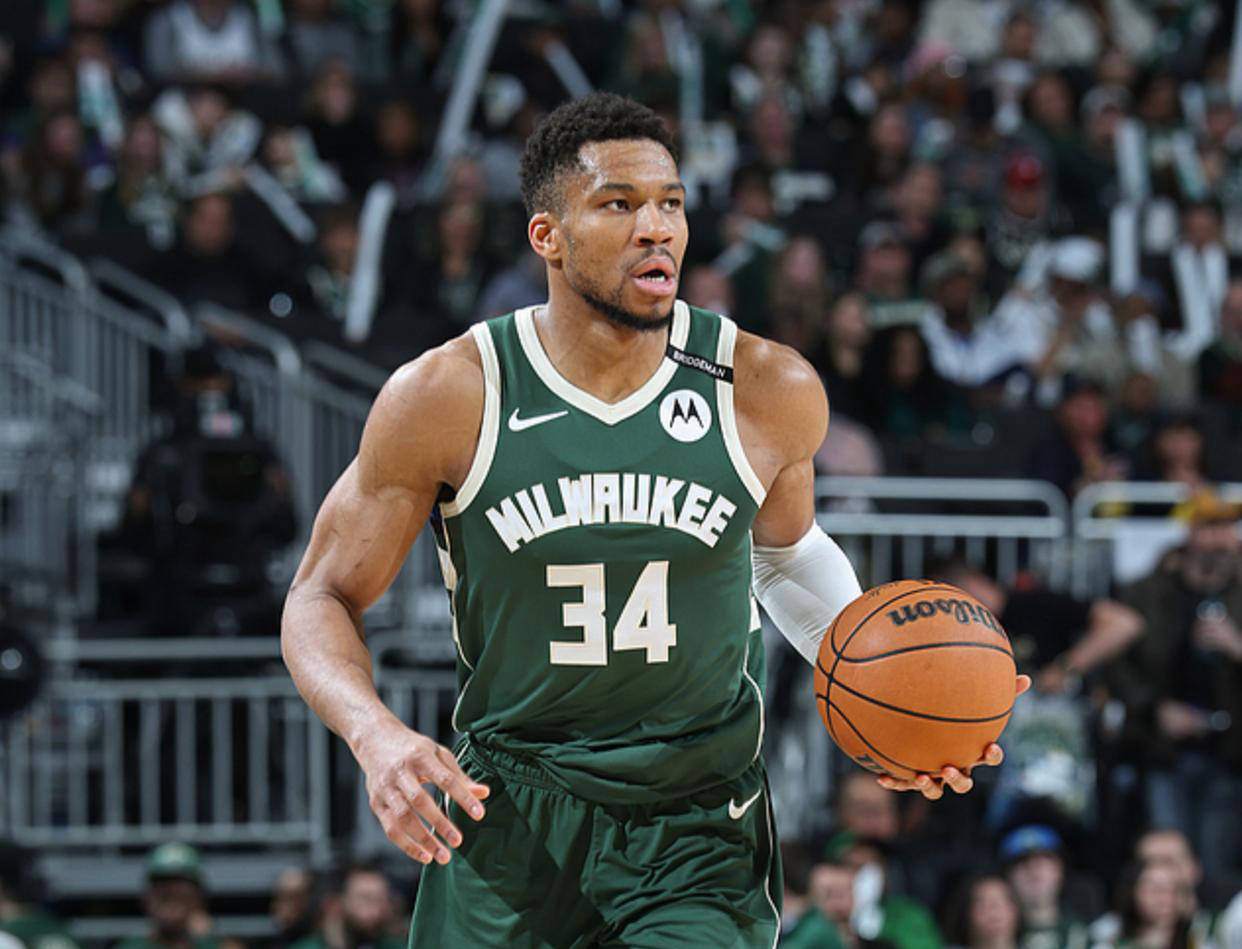 字母哥关键节点大胜，尤文图斯带队取胜！(2017尤文图斯球员名单)-爱游戏在线登录